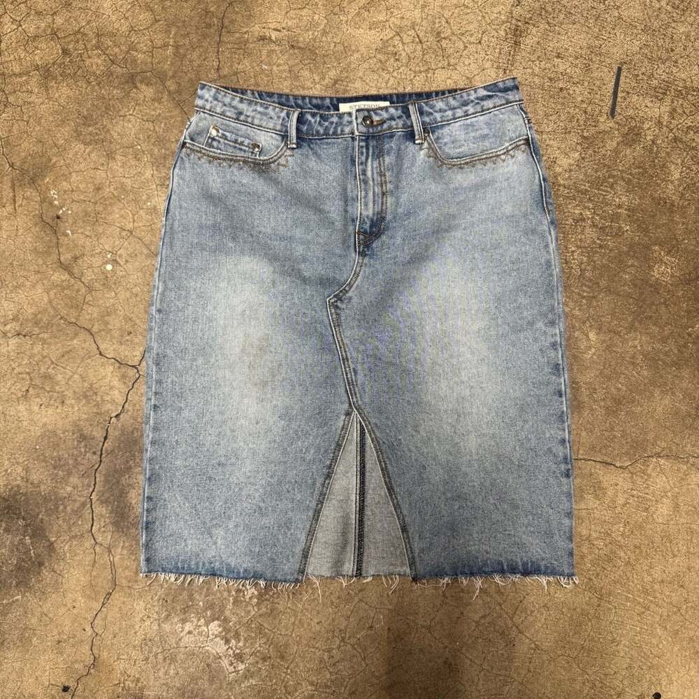 Stetson Denim Midi Skirt Size 28 Blue Wash Front Slit Distressed Hem